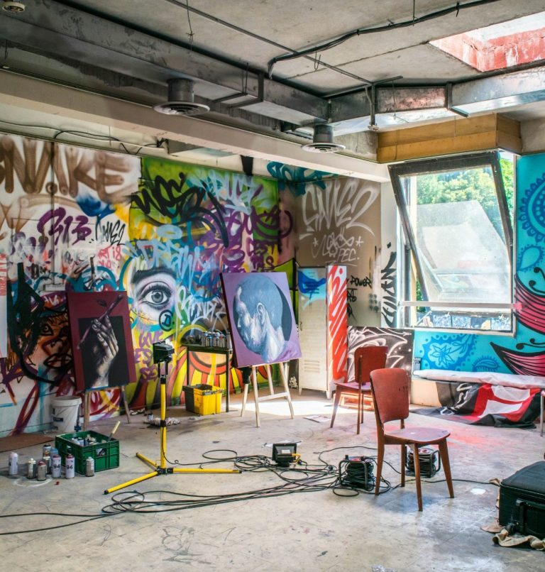 We understand royalties and creative income We specialize in accounting for photographers, artists, designers, and creative professionals, with expertise in royalties, IP income, tax